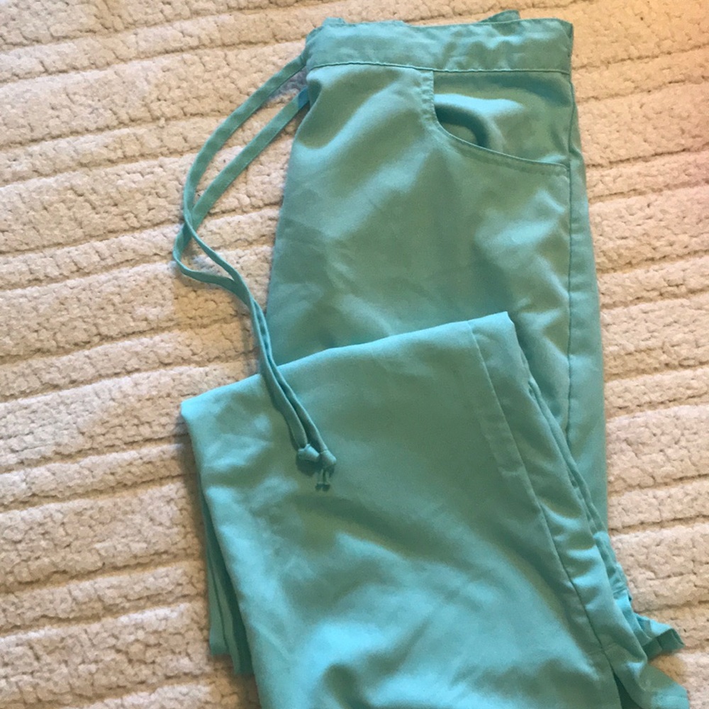 Scrub pants